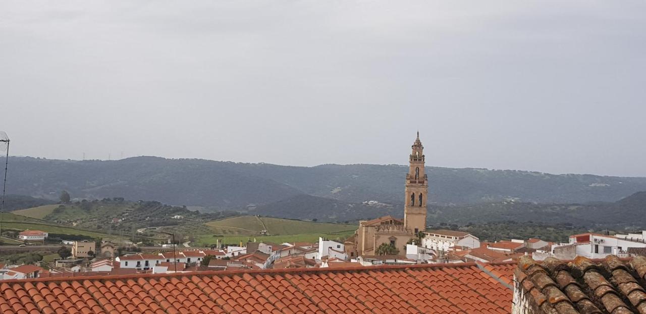 Entre Torres Villa Jerez De Los Caballeros Exteriör bild